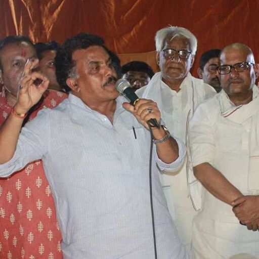 निरूपम ने मंगलवार की रात चौक में कांग्रेस की चुनाव सभा में काशी विश्वनाथ कारीडोर को लेकर सवाल उठाए