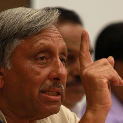 कांग्रेस के निलंबित नेता मणिशंकर ने कराची में कहा- भारत ही नहीं चाहता पाकिस्तान से बातचीत