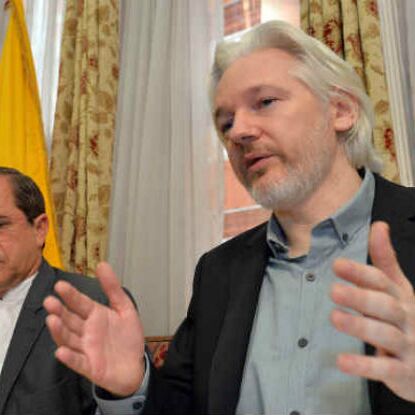 इक्वाडोर छोड़ते ही गिरफ्तार हो सकते हैं विकिलीक्स के संस्थापक जूलियन असांजे, ब्रिटेन की गिरफ्तारी वारंट रहेगा जारी