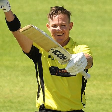 ऑस्ट्रेलियाई खिलाड़ी ने रचा इतिहास, 148 गेंद में ठोंके 257 रन...