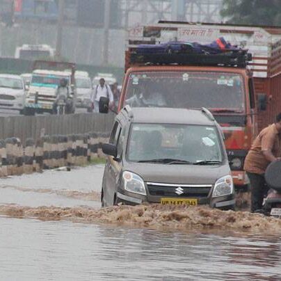 देशभर के कई हिस्से जलमग्न