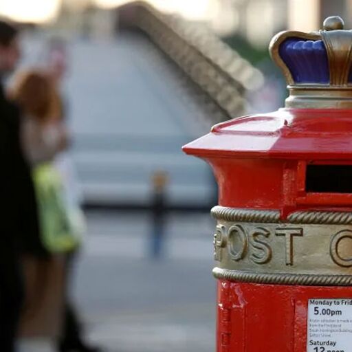 कनाडा ने दुनिया से कहा, फिलहाल उसके यहां ना भेजें कोई भी डाक कनाडा ने दुनिया से कहा, फिलहाल उसके यहां ना भेजें कोई भी डाक