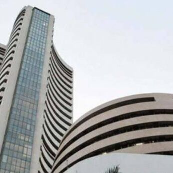 सेंसेक्स 95 अंक गिरकर 35227 के स्तर पर, निफ्टी 10700 से नीचे बंद