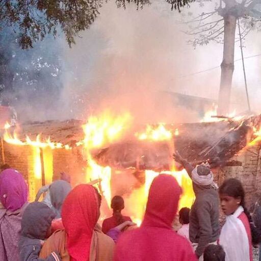 बिहार के आधा दर्जन जिलों में आग का कहर, कटिहार में 30 लाख की संपत्ति राख