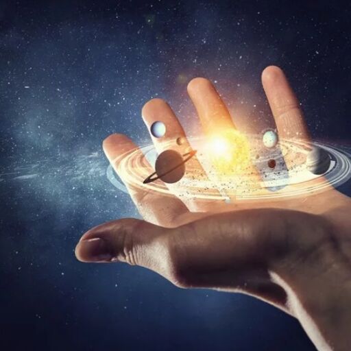 हथेली पर हो ऐसे निशान तो व्यक्ति कम उम्र में बन जाता है धनवान