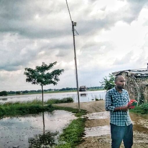 गंगा के जलस्तर में पुनः बढ़ोतरी से इलाके में दहशत गंगा के जलस्तर में पुनः बढ़ोतरी से इलाके में दहशत