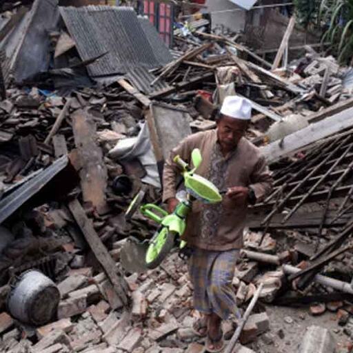 इंडोनेशिया में फिर आया भूकंप, 6.2 दर्ज की गई तीव्रता इंडोनेशिया में फिर आया भूकंप, 6.2 दर्ज की गई तीव्रता