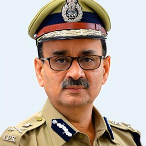 सीबीआई चीफ के पद से हटाए जाने के बाद आलोक वर्मा ने इस्‍तीफा दिया