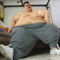 दुनिया के सबसे मोटे व्यक्ति ने बनाया नया वर्ल्ड रिकॉर्ड, 2 साल में घटाया इतना वजन...