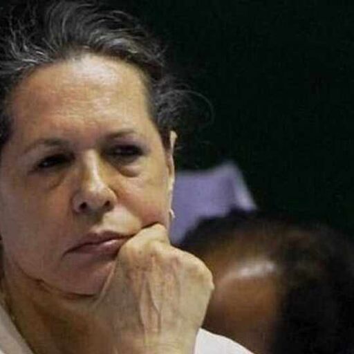 आज इलाहाबाद में सोनिया गांधी, रायबरेली में दुर्घटना स्थल का कर सकती हैं दौरा