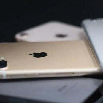 ऐपल ने कस्टमर्स से मांगी माफी, अब बैटरी रिप्लेस करना होगा सस्ता