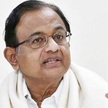 चिदंबरम बोले- मोदी सरकार को कश्मीर नीति बदलने की जरूरत, गिनाए शहादत के आंकड़े