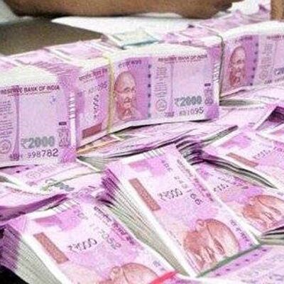 मध्य प्रदेश: बेटे ने पिता के 46 लाख रुपये चुराकर सहपाठियों में बांट दिए