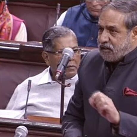 मनमोहन की देशभक्ति पर सवाल उठाने से कांग्रेस नाराज, PM मोदी से माफी की मांग