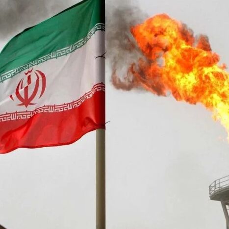 ईरान से कच्चे तेल की खरीद पर अमेरिकी प्रतिबंध से भारत समेत आठ देशों को मिलेगी छूट