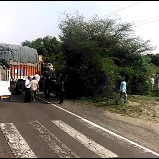 मध्यप्रदेश: गुना में ट्रक और बस की भीषण टक्कर, 9 की मौत, 20 घायल