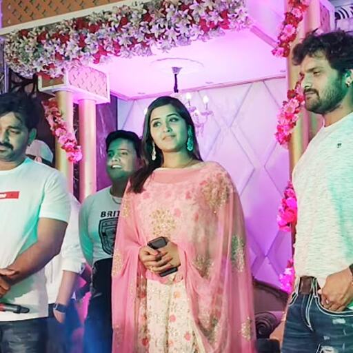 जब पवन सिंह और खेसारीलाल के बीच फंसी काजल राघवानी, VIDEO में देखिए क्या हुआ एक्ट्रेस का हाल