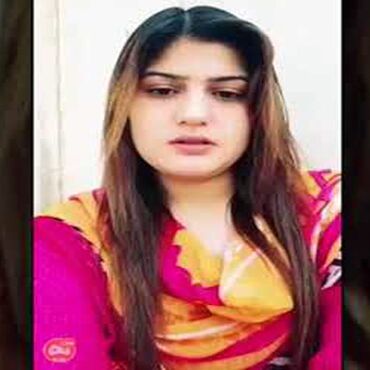 प्रेमी को अपनी न्यूड फोटो भेज रही थी पत्नी,पति ने पकड़ने के बाद जो किया जानकर दंग रह जायेंगे आप