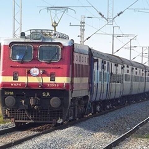 рднрд╛рд░рддреАрдп рд░реЗрд▓рд╡реЗ рдиреЗ рдЕрдорд░рдирд╛рде рдпрд╛рддреНрд░рд╛ рдХреЗ рд▓рд┐рдП рд╕реНрдкреЗрд╢рд▓ рдЯреНрд░реЗрди рдХрд╛ рддреЛрд╣рдлрд╛ рджрд┐рдпрд╛ рднрд╛рд░рддреАрдп рд░реЗрд▓рд╡реЗ рдиреЗ рдЕрдорд░рдирд╛рде рдпрд╛рддреНрд░рд╛ рдХреЗ рд▓рд┐рдП рд╕реНрдкреЗрд╢рд▓ рдЯреНрд░реЗрди рдХрд╛ рддреЛрд╣рдлрд╛ рджрд┐рдпрд╛