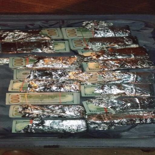 जेट एयरवेज की एयर होस्टेस 3.5 करोड़ की विदेशी मुद्रा के साथ गिरफ्तार, बाहर भेजने की थी साजिश