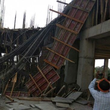 नोएडा में बड़ा हादसा: निर्माणाधीन बिल्डिंग की गिरने से एक मजदूर की मौत कई घायल