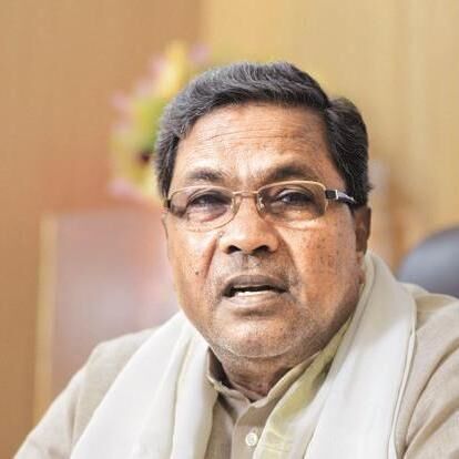 कर्नाटक में आठवीं पास विधायक को बनाया उच्च शिक्षा मंत्री