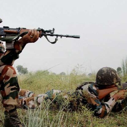 पुलवामा: सेना के कैंप पर आतंकियों ने किया ग्रेनेड से हमला