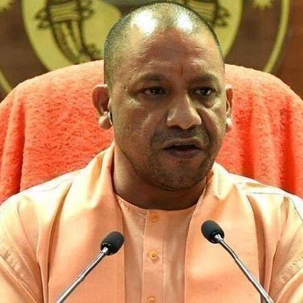 नागरिकों को बिना किसी भेदभाव के इलाज मिलना चाहिए: योगी नागरिकों को बिना किसी भेदभाव के इलाज मिलना चाहिए: योगी