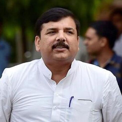 झप्पी देने वाले गप्पी प्रधानमंत्री है मोदी: आप सांसद