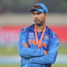 युवराज सिंह ने कहा- मैंने कभी हार नहीं मानी, अंतरराष्ट्रीय क्रिकेट से संन्यास लिया... युवराज सिंह ने कहा- मैंने कभी हार नहीं मानी, अंतरराष्ट्रीय क्रिकेट से संन्यास लिया...