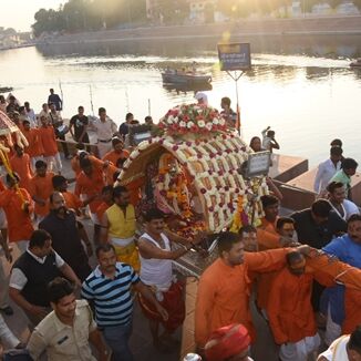 कार्तिक मास में महाकाल की पहली सवारी निकली, उमड़े श्रद्धालु