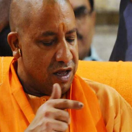 सीएम योगी आदित्यनाथ की खराब ट्रैफिक व्यवस्था पर नाराजगी के बाद हटाए गए एमके बशाल