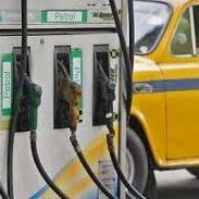 पेट्रोल की कीमतों में गिरावट जारी, 71 रुपये से नीचे पहुंचा भाव