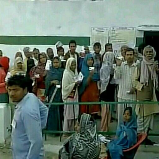 लोकतंत्र के लिए मिसाल बना ये परिवार, मतदान के लिए मौत को भी कराया इंतजार