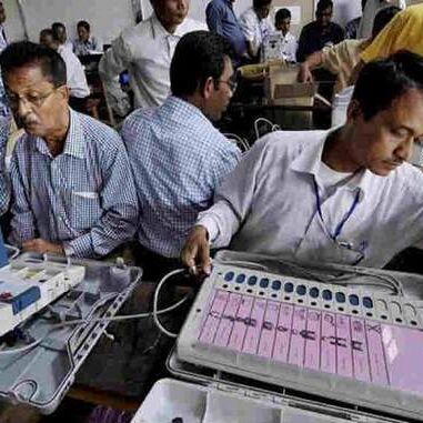 जलगाँव नगर निगम चुनाव में 30 सीटों पर बीजेपी की बढ़त, 22 पर शिवसेना आगे