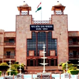 आपने डॉक्टरों को चुनाव ड्यूटी में लगा दिया, इलाज कौन करेगा आपने डॉक्टरों को चुनाव ड्यूटी में लगा दिया, इलाज कौन करेगा