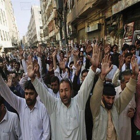 पाक में राष्ट्रपति के घर के सामने धरने पर बैठे हैं शिया मुस्लिम...