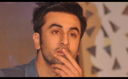 तगड़ी डाइटिंग के कारण बीमार पड़े रणबीर, दीपिका भी नासाज़