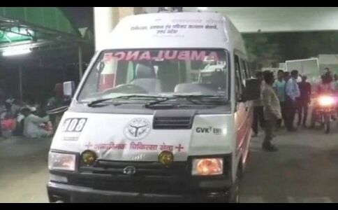 लखनऊ: जहरीली गैस के रिसाव से दर्जनों की हालत बिगड़ी