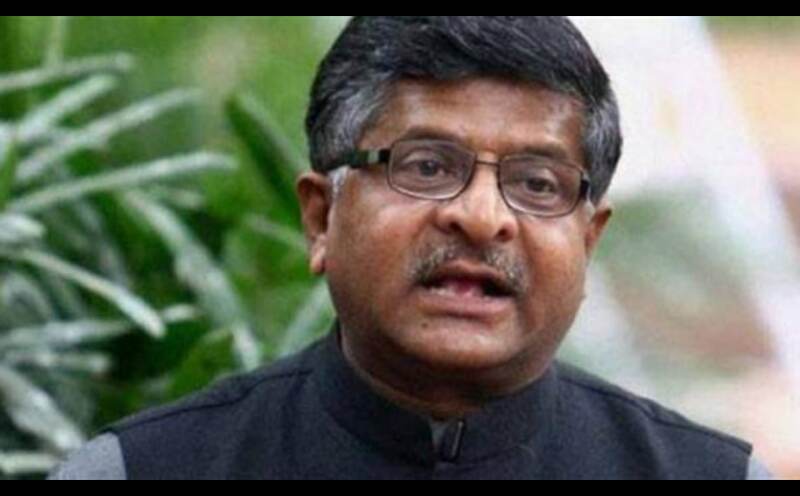 FB डेटा लीक पर कानून मंत्री बोले- जरूरत पड़ी तो मार्क जकरबर्ग को भारत करेंगे तलब