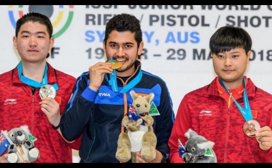 CWG2018 : 15 साल के अनीश ने जीता गोल्ड