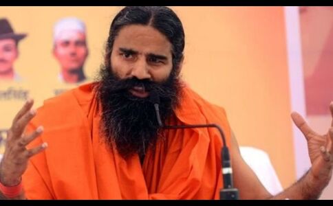 एकजुट हो रहा विपक्ष भाजपा के लिए बड़ी चुनौती: रामदेव