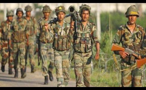 चीन के पास तिब्बत सीमा पर भारत ने और बढ़ाई ताकत