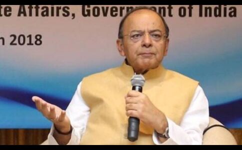 18% बढ़ा टैक्स कलेक्शन, पहुंचा 10 लाख करोड़ के पार: जेटली