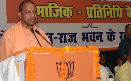 भाजपा सांसद ने योगी पर उठाए सवाल, बोले- मनोज सिन्हा सीएम बनते तो होता पूर्वांचल का विकास भाजपा सांसद ने योगी पर उठाए सवाल, बोले- मनोज सिन्हा सीएम बनते तो होता पूर्वांचल का विकास