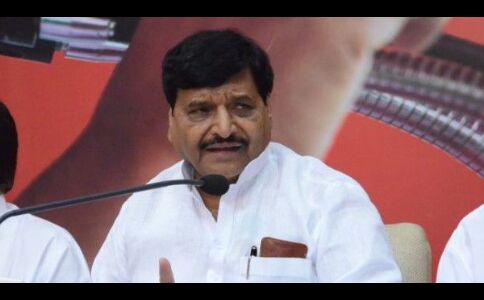 समाजवादी परिवार में डेढ़ साल से छिड़ी जंग खत्म, अब रामगोपाल से संबंध मधुर: शिवपाल