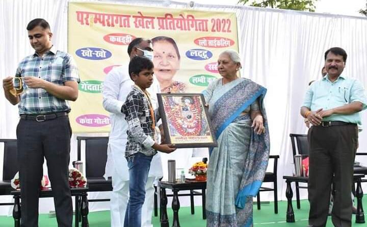 चार मेडल जीतकर सार्थक ने बनाया रिकॉर्ड