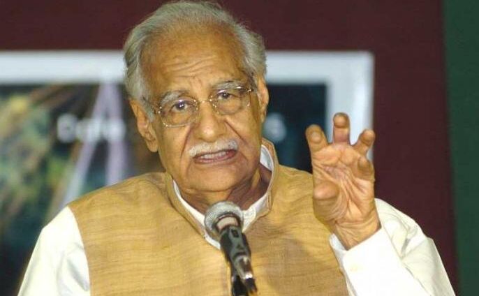 वरिष्ठ पत्रकार कुलदीप नैयर का 95 साल की उम्र में निधन