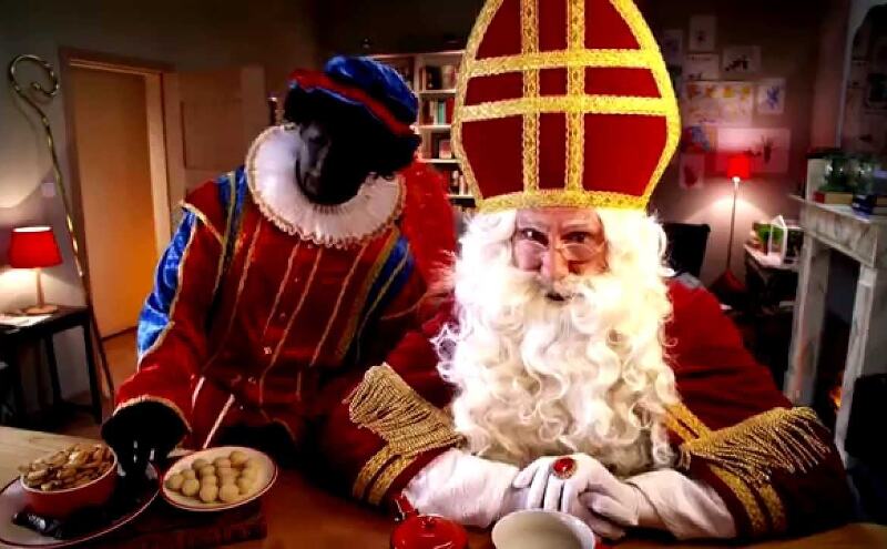 Christmas 2017: जानिए संत निकोलस कैसे बने सैंटा क्लॉज और क्यों देते हैं उपहार