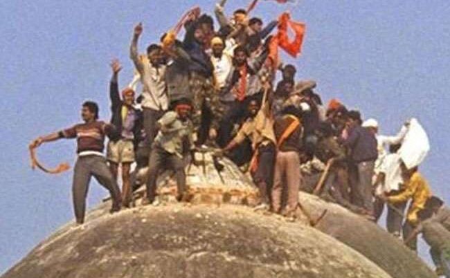 अयोध्या मामलाः किसने कहा मुस्लिमों के खिलाफ फिर बन रहा है 1992 जैसा माहौल अयोध्या मामलाः किसने कहा मुस्लिमों के खिलाफ फिर बन रहा है 1992 जैसा माहौल